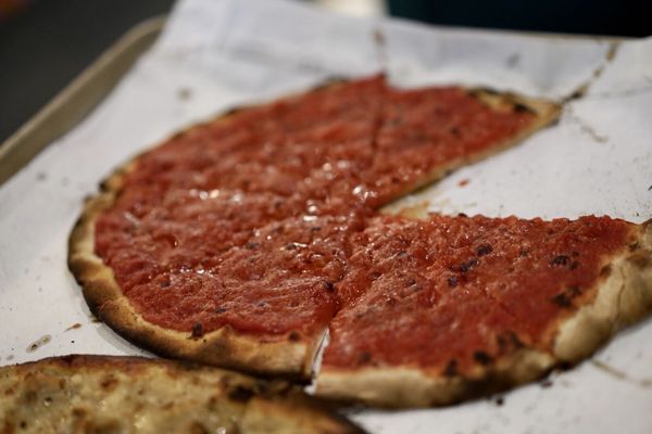 Frank Pepe Pizzeria Napoletana by null