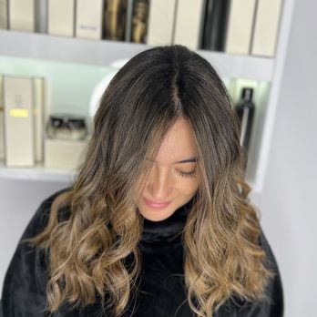Davida Salon - Balayage and hair cut - Hair Extensions Near Me - New York, New York