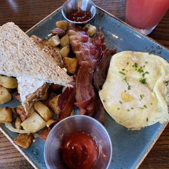 First Watch - Traditional breakfast - Breakfast & Brunch Near Me - Cherry Hill, New Jersey First Watch - Traditional breakfast - Breakfast & Brunch Near Me - Cherry Hill, New Jersey