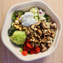 sweetgreen - Healthy Salads, Wraps, and Bowls - Blackened Chicken Ranch Salad