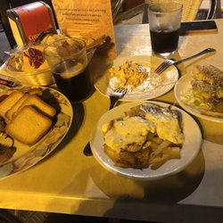 La Teja - Rulo de queso de cabra , Solomillo al Roquefort , Chipirones a la plancha , Ensalada de pasta