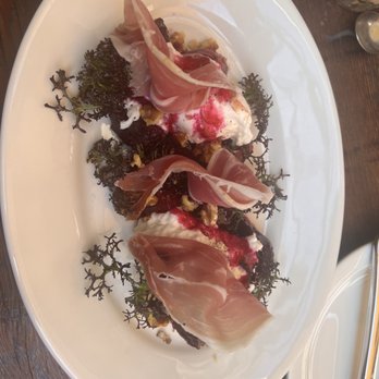 Gjelina - Prosciutto, burrata, beets - New American Near Me - Venice, California Gjelina - Prosciutto, burrata, beets - New American Near Me - Venice, California