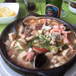 Restaurant-Picá Los Delfines - Curanto