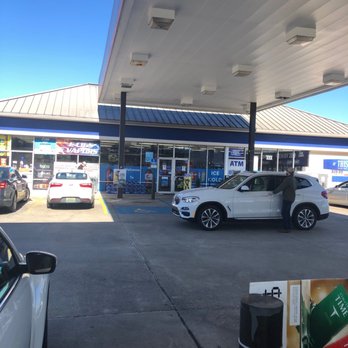Raceway - Entrance - Gas Stations Near Me - Birmingham, Alabama