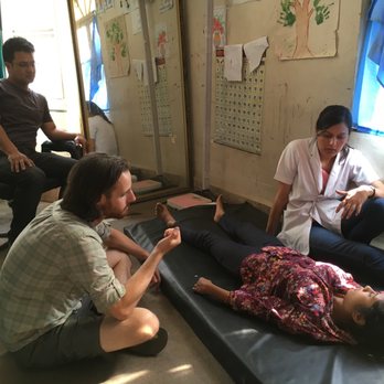 Vantage Physical Therapy - Brian mentoring Nepali non profit Physical Therapists in Kathmandu, Nepal - Physical Therapy Near Me