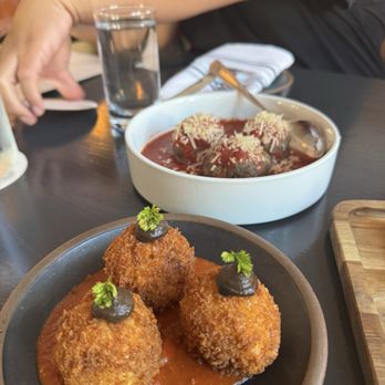 JOSEPHINE - Updated December 2024 - 719 Photos & 211 Reviews - 3563 St ...