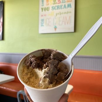 Cowlick's Ice Cream - Ice Cream & Frozen Yogurt Near Me - Fort Bragg, California Cowlick's Ice Cream - Ice Cream & Frozen Yogurt Near Me - Fort Bragg, California