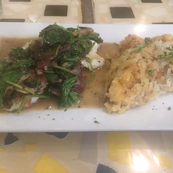 Batter & Berries - Lamb Omelet - Breakfast & Brunch Near Me - Chicago, Illinois Batter & Berries - Lamb Omelet - Breakfast & Brunch Near Me - Chicago, Illinois
