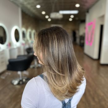 Maribou Salon on Sutter - Hair Salons Near Me - Folsom, California