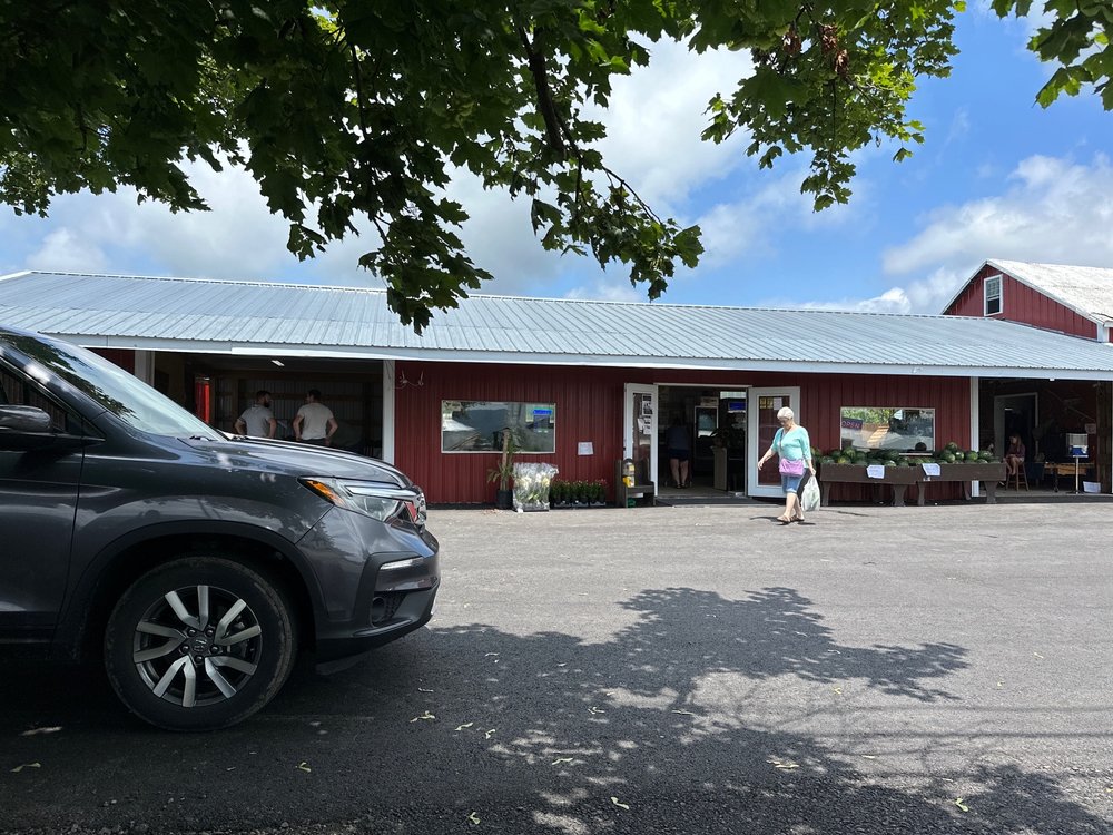 BURGER’S FARM MARKET Updated September 2024 371 Saint John's Rd