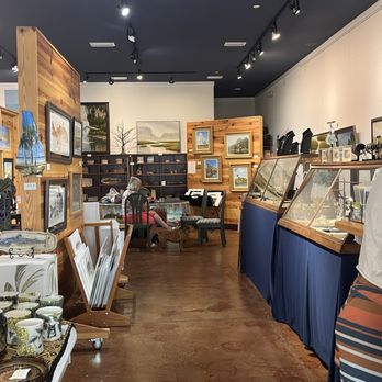 River's Edge Apalachicola - Inside - Art Galleries Near Me - Apalachicola, Florida River's Edge Apalachicola - Inside - Art Galleries Near Me - Apalachicola, Florida