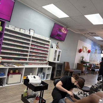 Trishy's Spatique - Nail Salons Near Me - Houston, Texas