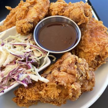 Corner Table - KFC Korean fried chicken - Breakfast & Brunch Near Me - Redwood City, California