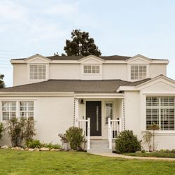 Oceans Painting - Front View of newly painted house