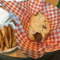 Diva Dawg Food Truck - Alligator sausage topped with crawfish