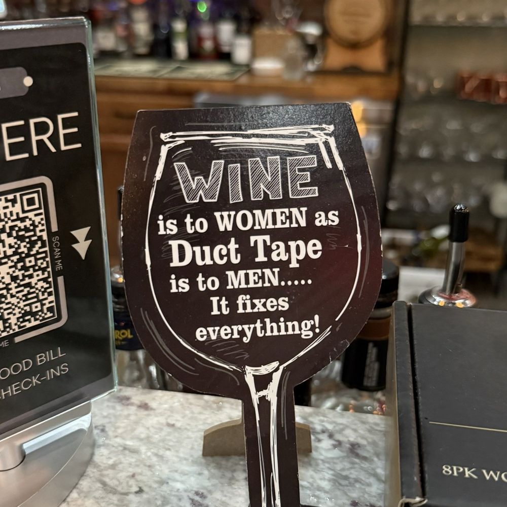 Barrel 9 - Decor - Wine Bars Near Me - Lusby, Maryland