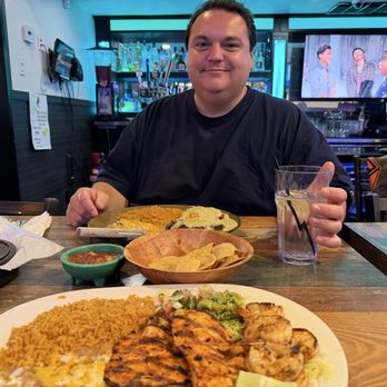 Los Domingos - Michael is happy - Mexican Near Me - Barstow, California