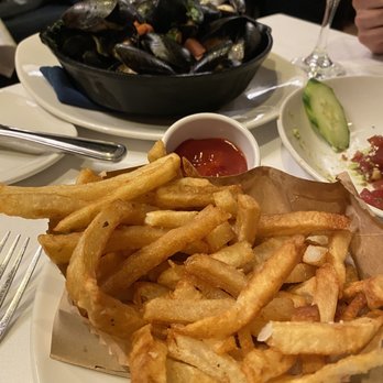 Atlantic Fish - New England Cider Mussels Frites - Seafood Near Me - Boston, Massachusetts