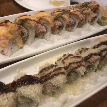MOMO Sushi - Crunch & Seahawks Roll - Sushi Bars Near Me - Mill Creek, Washington MOMO Sushi - Crunch & Seahawks Roll - Sushi Bars Near Me - Mill Creek, Washington