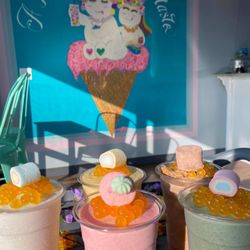 Uni’s Boba & Fun Rolls Ice Cream
