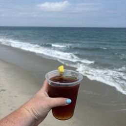 A delicious iced tea at fish heads A delicious iced tea at fish heads