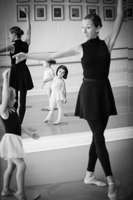 House on the hill レギンス ballet Review: Ballet Under the Stars – 15 years of dance at Hatch