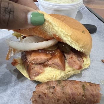 Opie's BBQ - Barbeque Near Me - Spicewood, Texas
