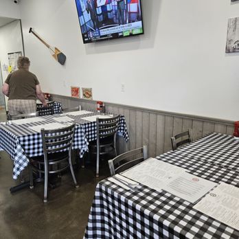 Seafood And Cones - Inside view - Ice Cream & Frozen Yogurt Near Me - Raynham, Massachusetts