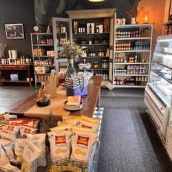 Serra Provisions - Market