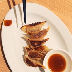 Ippudo Saint-Germain - 6€ for these bad boys. Very tiny