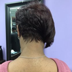 Cafe Zari Salon - Short hair