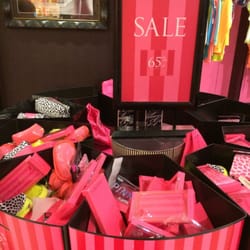 Victoria's Secret & PINK