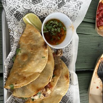Street to Table - Cocktail Bars Near Me - Merrick, New York