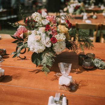 Flourish - Floral Designers Near Me Flourish - Floral Designers Near Me