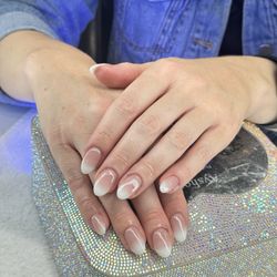 Wet Nail Bar - Beautiful nails