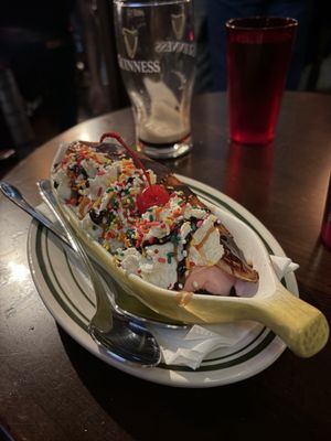 Eebee's Corner Bar by null