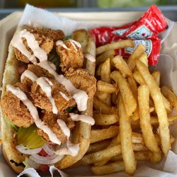 Independent Seafoods - Shrimp poboy