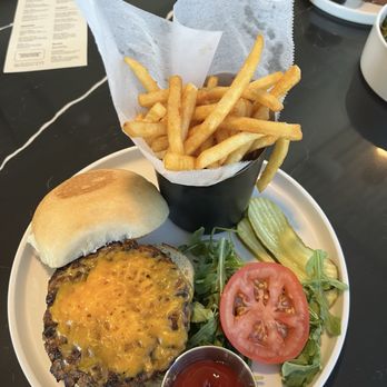 360 Brunch House - Classic hamburger with fries - Breakfast & Brunch Near Me - Fort Worth, Texas 360 Brunch House - Classic hamburger with fries - Breakfast & Brunch Near Me - Fort Worth, Texas
