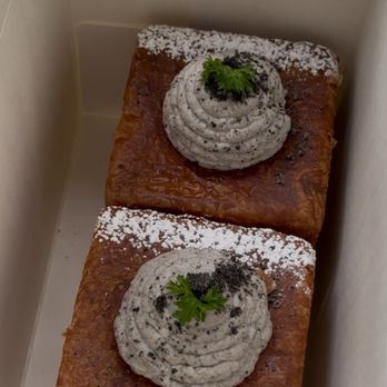 Le Kream - Kream Kube Black Sesame - Coffee & Tea Near Me - Los Angeles, California Le Kream - Kream Kube Black Sesame - Coffee & Tea Near Me - Los Angeles, California