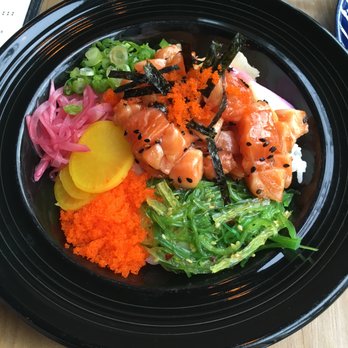 Fighting Fish - Salmon Poke Bowl - Sushi Bars Near Me - Richmond, Virginia