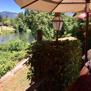 River's Edge Restaurant - Steakhouses Near Me - Grants Pass, Oregon