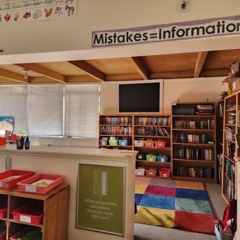 Park Day School - One of the 3rd grade classrooms, complete with its own library! - Elementary Schools Near Me - Oakland, California Park Day School - One of the 3rd grade classrooms, complete with its own library! - Elementary Schools Near Me - Oakland, California