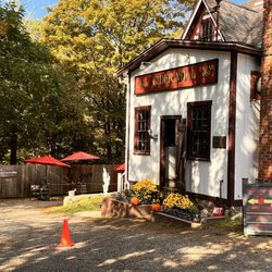 B.F. Clyde's Cider Mill
