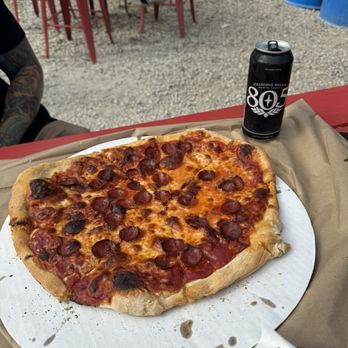 Tony's Pizzaria - Pepperoni pizza - Pizza Near Me - Ventura, California