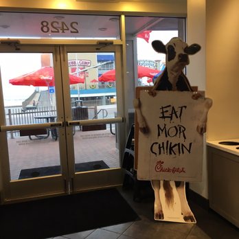 Chick-fil-A - Entrance from seawall - Fast Food Near Me - Galveston, Texas