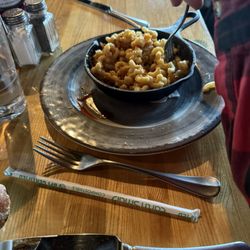 Ivy City Smokehouse Market - Mac & cheese