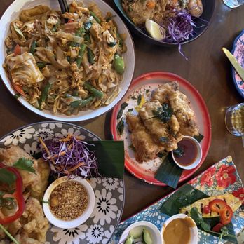 Thai Table  - Pad Thai Chicken Fried Calamari Thai Fried Rice Shrimp Thai Chicken Wings Chicken SatayChicken - Thai Near Me - Berkeley, California