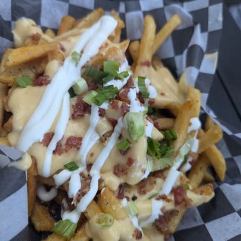 Lager Heads - LHVB - Loaded fries - Bars Near Me - Virginia Beach, Virginia Lager Heads - LHVB - Loaded fries - Bars Near Me - Virginia Beach, Virginia