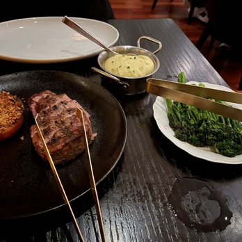 Bourbon Steak - 10 oz (?) filet, mashed potatoes, and broccolini (sides were great) - Steakhouses Near Me - Lake Buena Vista, Florida