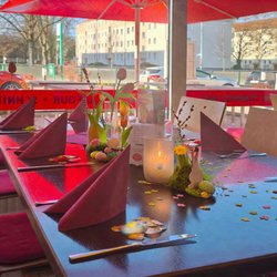 SCHNIZZ Magdeburg - Tischdeko-Idee zu Ostern für einen Geburtstag.
